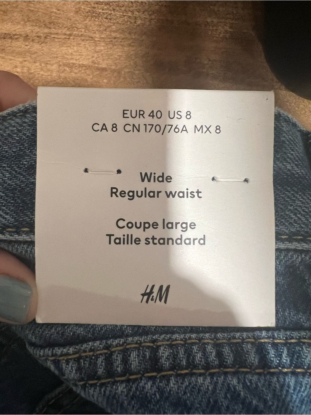 H&M Women's Wide-Leg Jeans in Mid Blue - Picture 7 of 9
